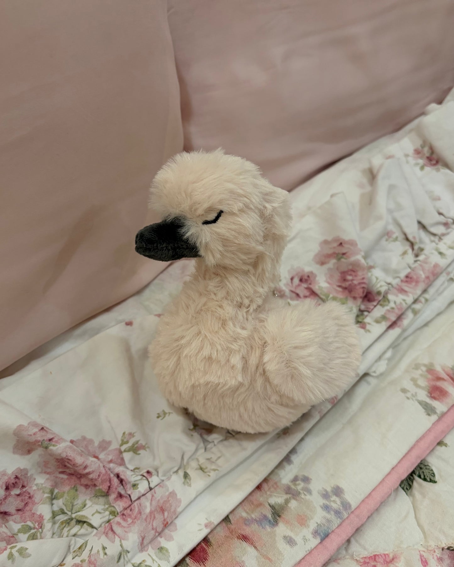 baby swan keychain